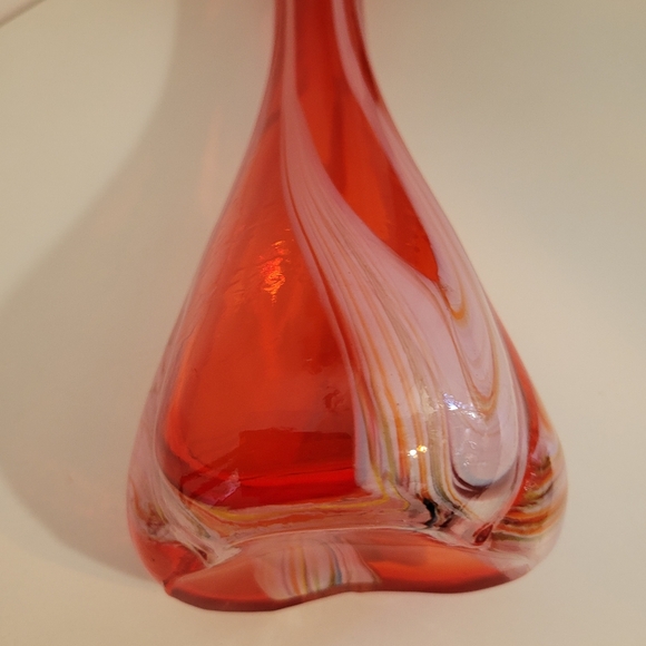 Vintage Norcrest Glass Art Vase - Picture 8 of 8